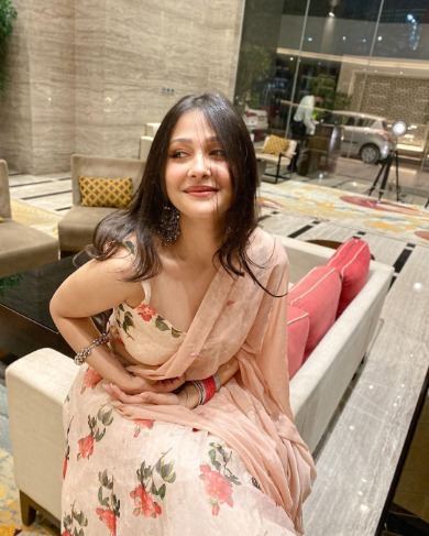 model Call Girls in Kolkata